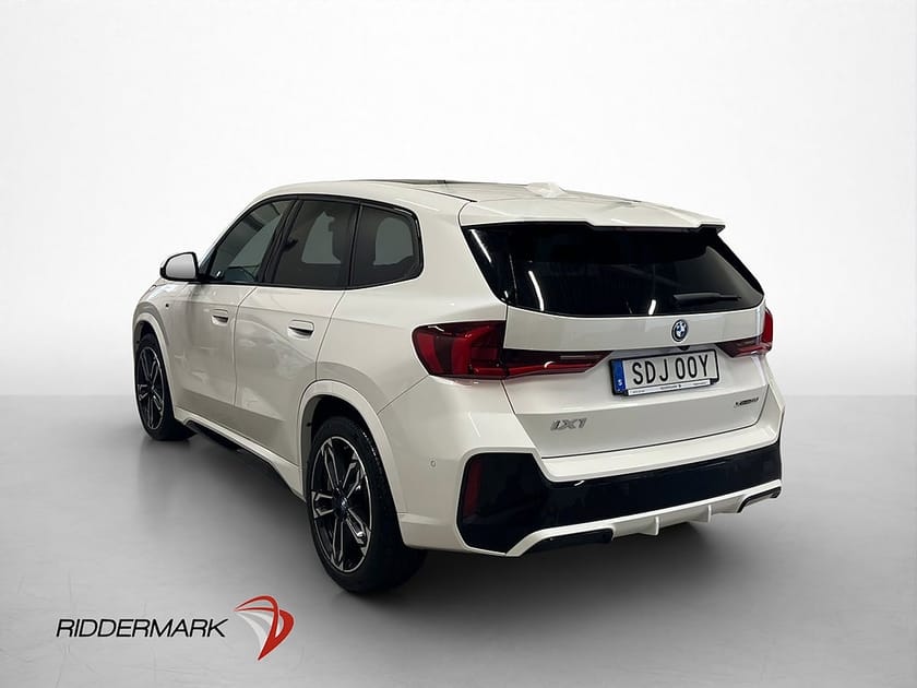 Bild 5 av BMW iX1 xDrive30 306hk  M Sport Kamera Pano H/K MOMS Drag