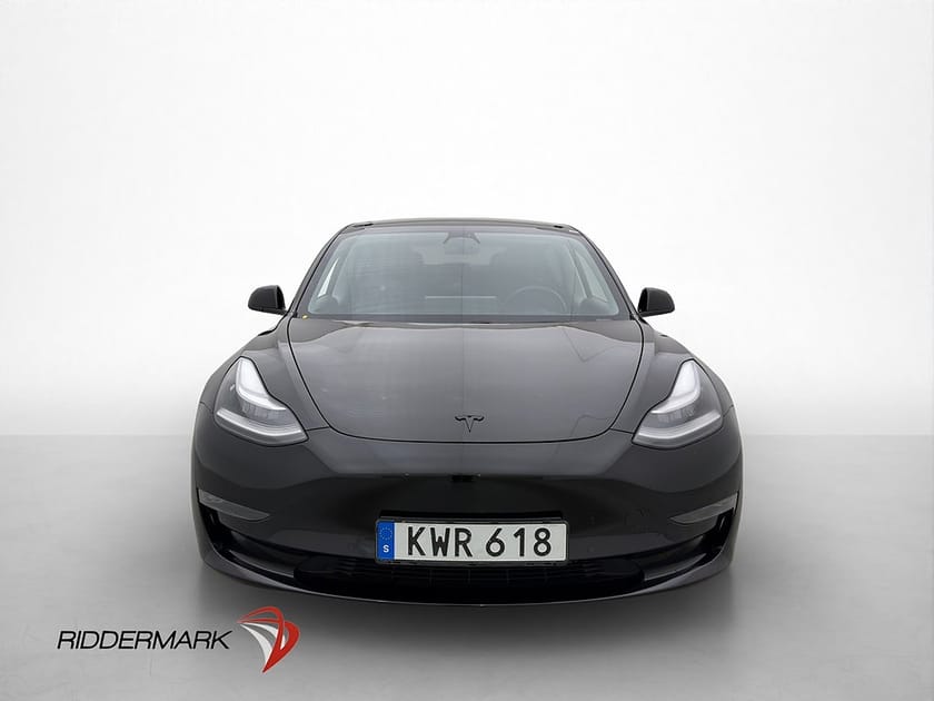 Bild 3 av Tesla Model 3 Performance AWD Svensksåld Pano Skinn