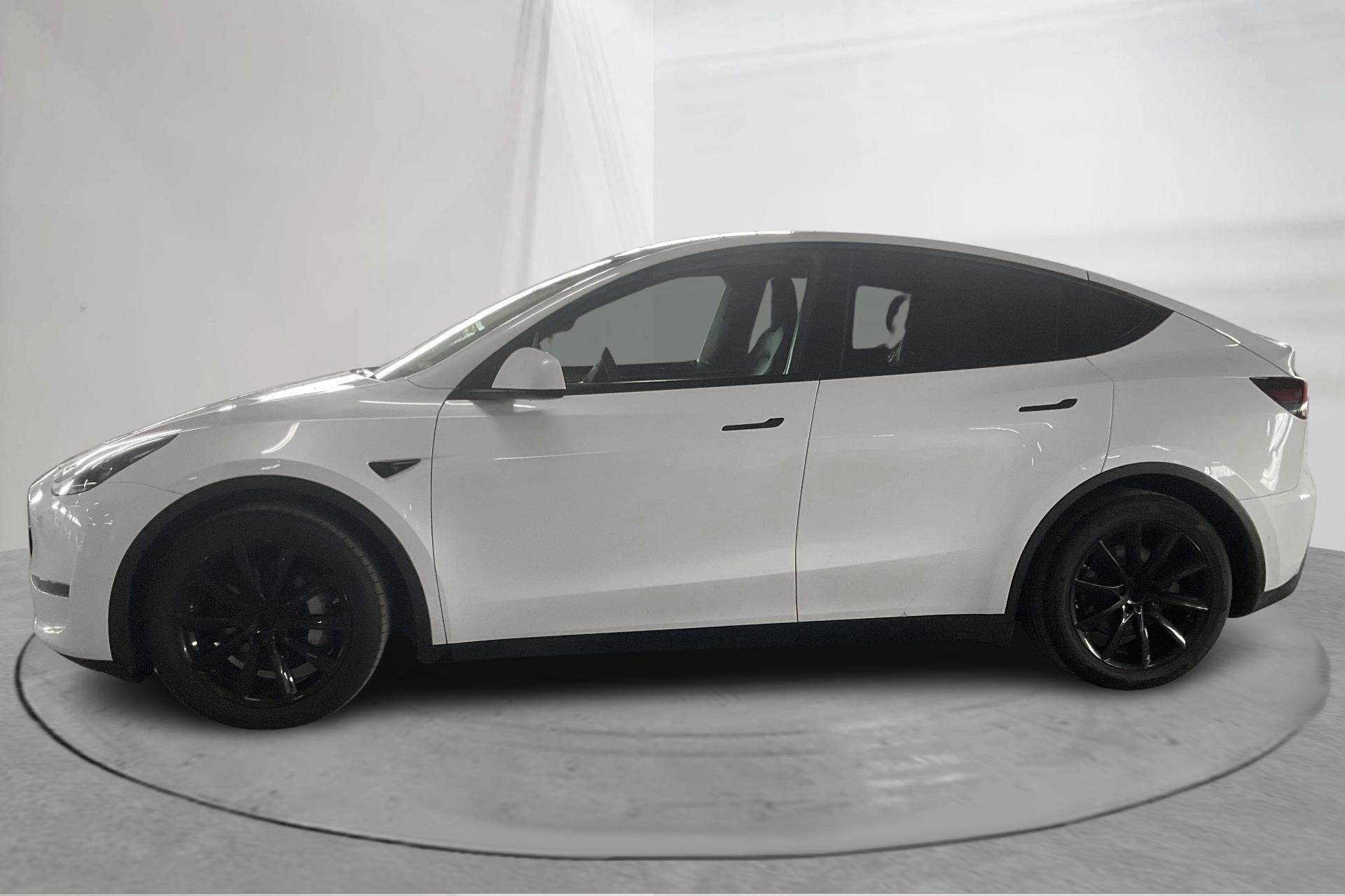 Tesla Model Y Long Range AWD 2021, bild 2/21