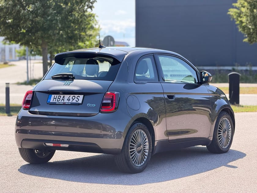 Bild 5 av Fiat 500e 42 kWh B-kamera Navi