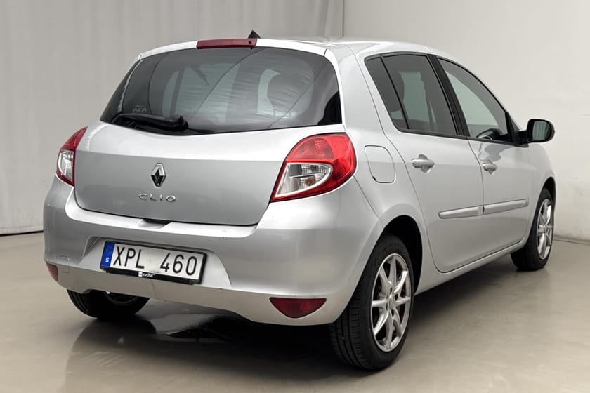 Bild 3 av Renault Clio  Halvkombi III 1.2 Flex Fuel 5dr (75hk) Lågmil AC