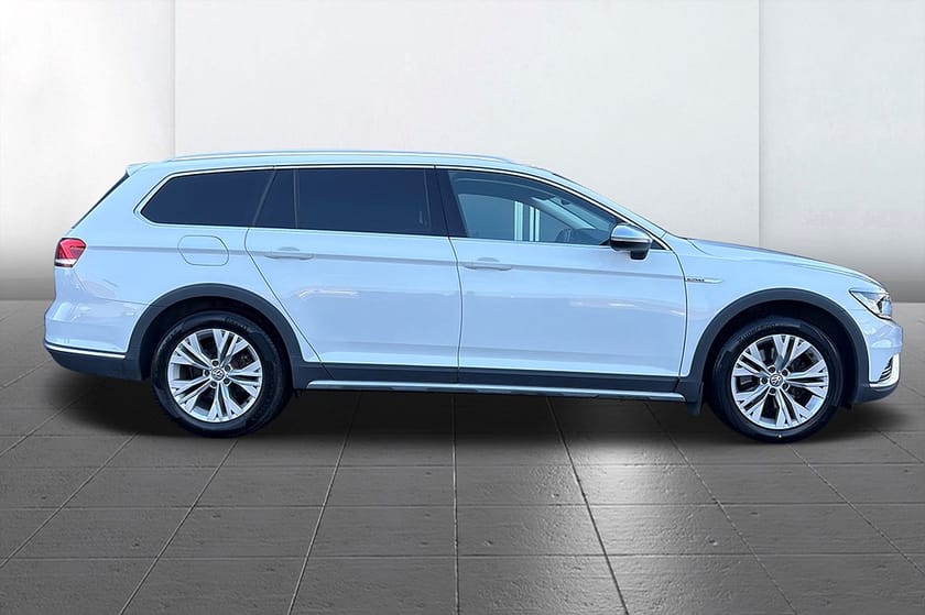 Bild 5 av Volkswagen Passat Alltrack 2.0 TDI 4M Executive Drag Cockpit Kamera Värmare Läder MOMS