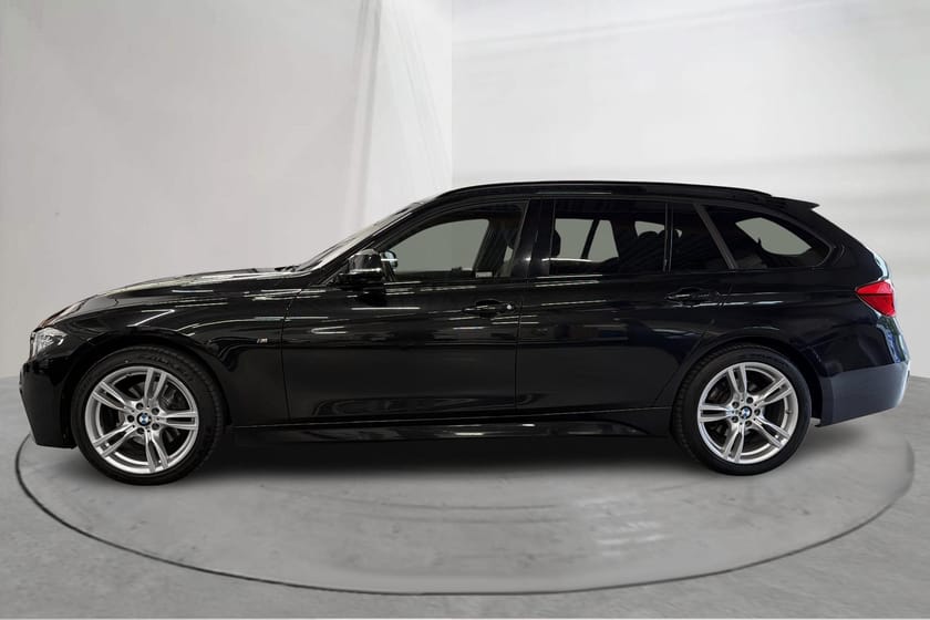 Bild 2 av BMW 320d xDrive Touring 320 190hk M Sport Läder GPS HiFi