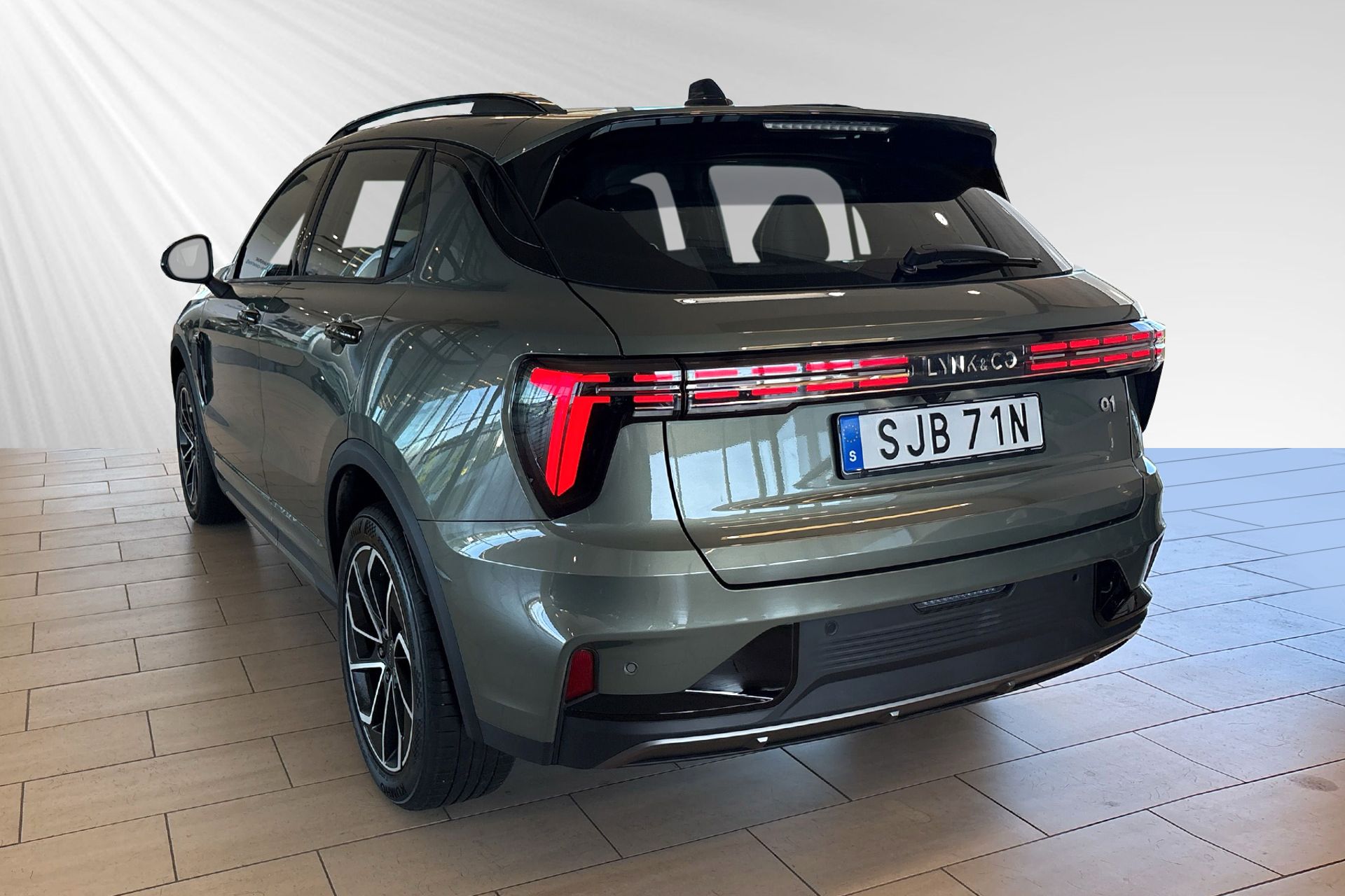 Lynk & Co 01 PHEV 2025, photo 3/10