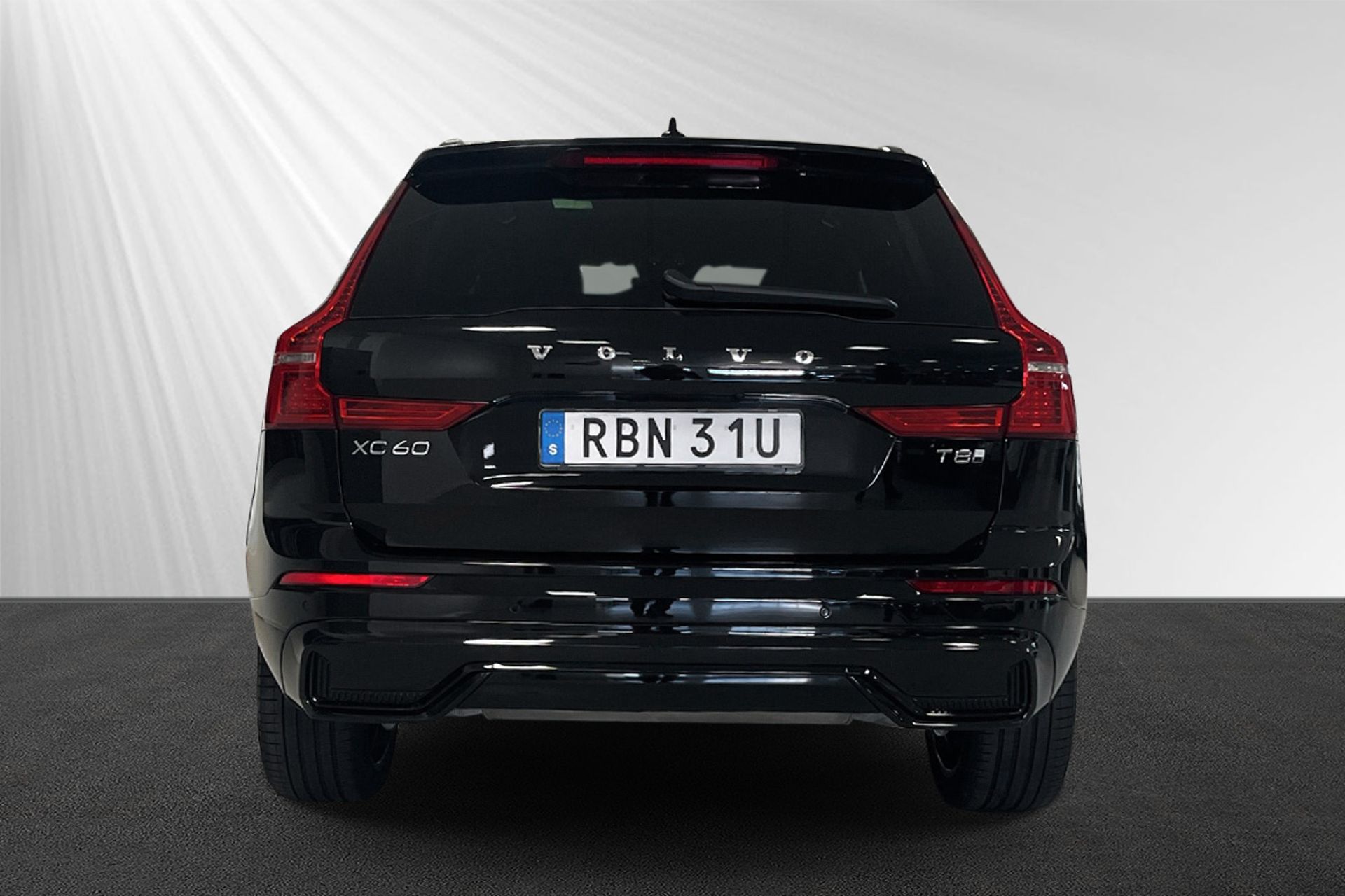 Volvo XC60 T8 Plus Dark 2025, photo 2/7