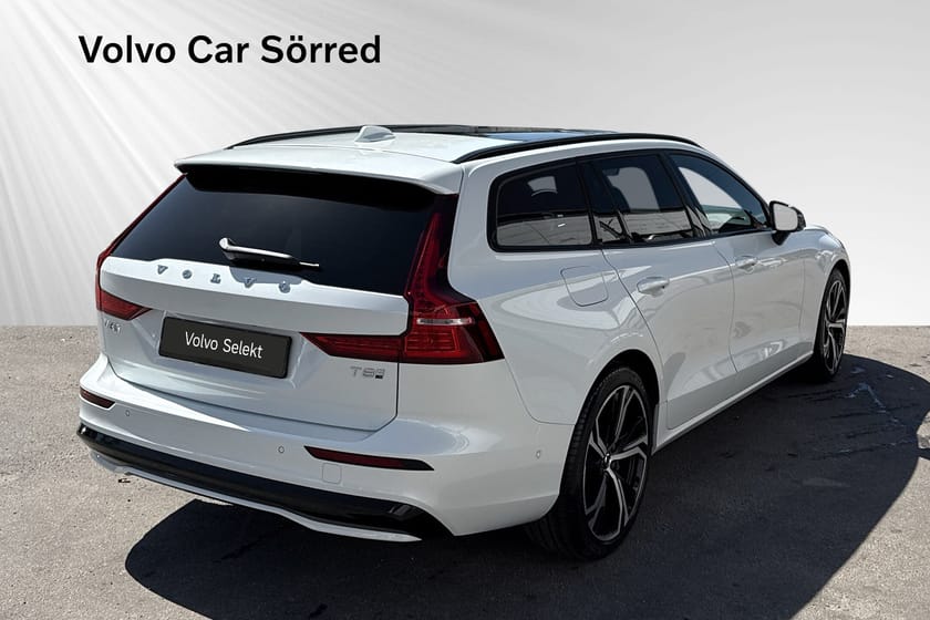 Bild 5 av Volvo V60 T8 Plus Dark Nordic Edition, Panorama Drag 360 kamera