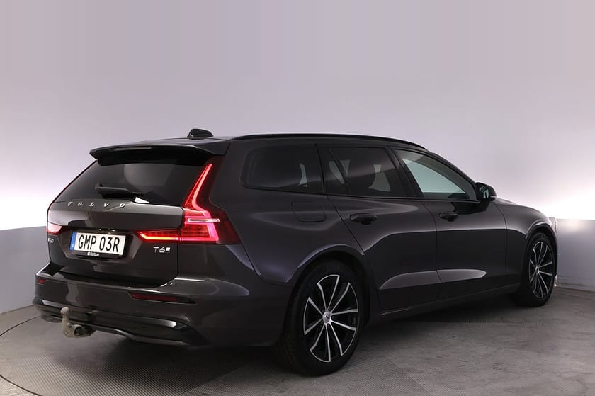 Bild 5 av Volvo V60 Recharge T6 AWD Plus Dark Drag HK 360 Elstol