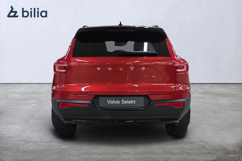 Bild 5 av Volvo XC40 B4 AWD Bensin R-Design / Dragkrok/ 360Kamera/HarmanKardon