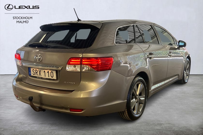 Bild 4 av Toyota Avensis Kombi Panorama Drag