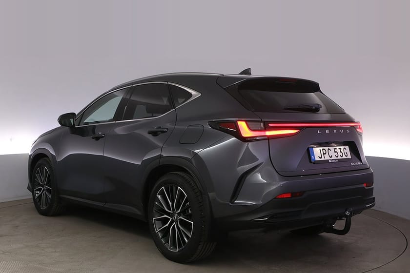 Bild 4 av Lexus NX 450h+ Luxury Pano MarkLevin 360 HUD Elstol BSM Drag