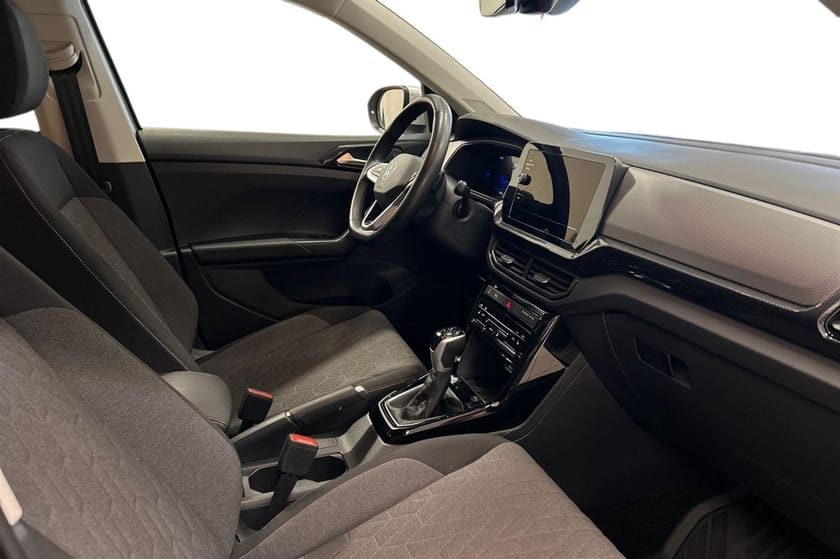 Bild 5 av Volkswagen T-Cross LIFE 1.0 TSI 116HK Auto Kamera ACC