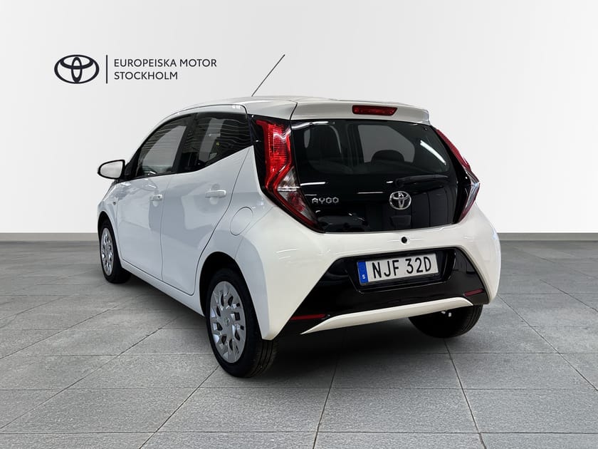 Bild 2 av Toyota Aygo 1.0 VVT-i X-PLAY / V-HJUL