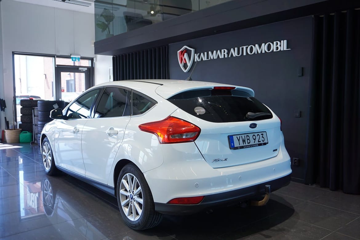 Ford Focus 2018 - miniatyr 6