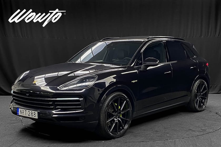 Bild 1 av Porsche Cayenne E-Hybrid 462HK /Burmester /PDCC/Pano/Se Spec