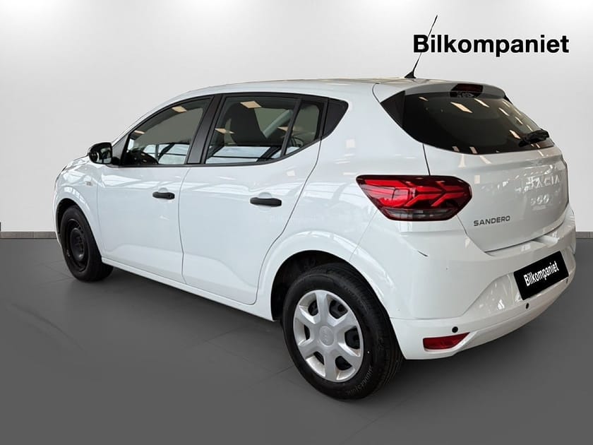 Bild 5 av Dacia Sandero 1.0 TCe MOMS Parkeringssenssorer Motorvärmare SoV-däck