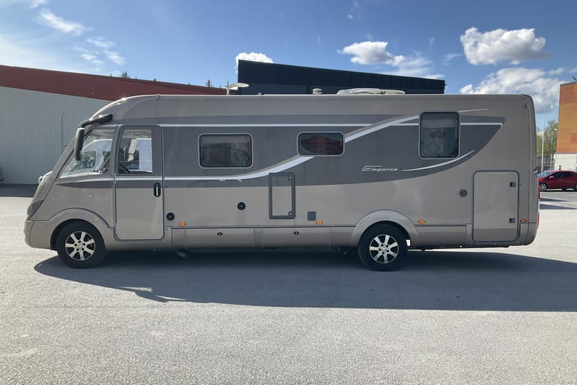 Bild 3 av Bürstner Elegance I 800 