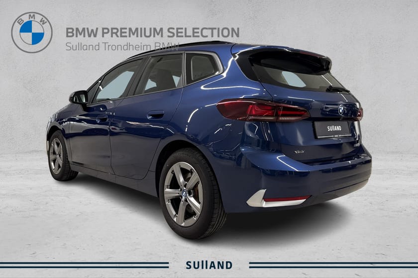 Bilde 3 av BMW 225e xDrive Active Tourer Tourer/ Krok/ Sportsseter/