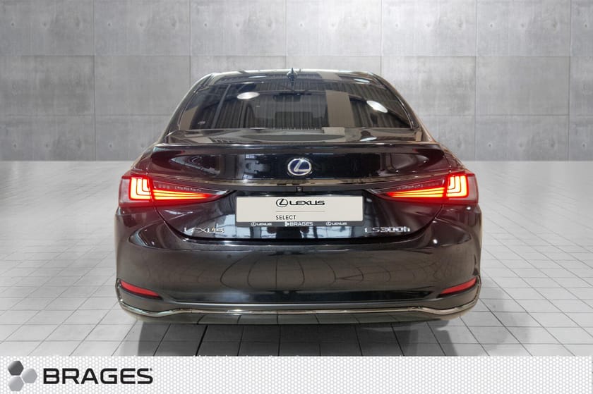 Bilde 4 av Lexus ES 300h F Sport S