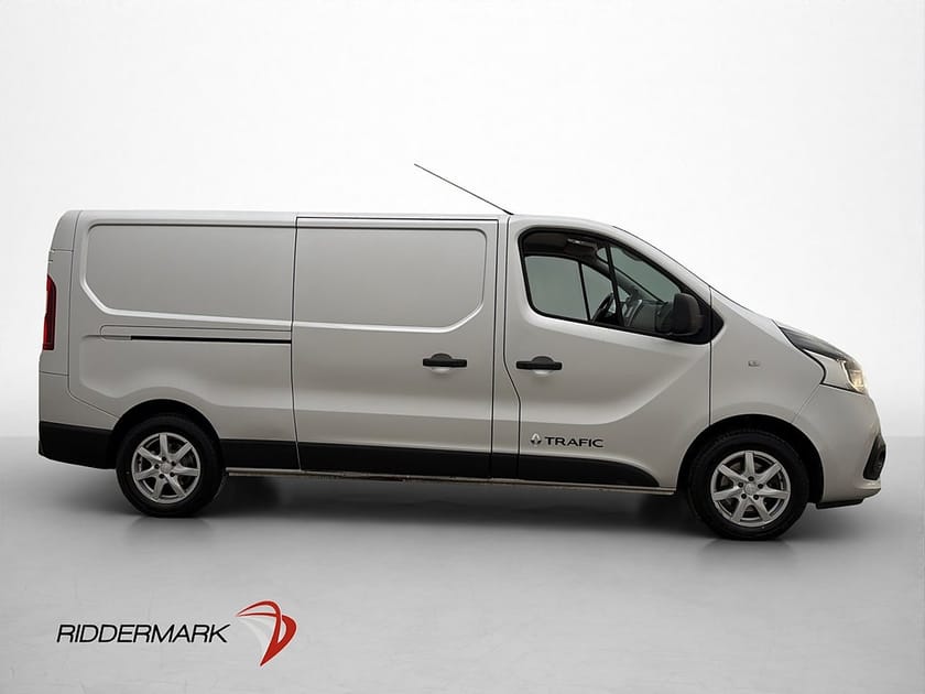 Bild 2 av Renault Trafic Skåpbil L2 Värmare Drag B-Kamera V-Inredd Farthållare