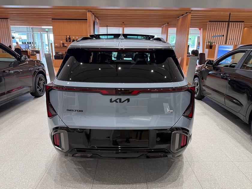 Bild 3 av Kia Seltos X-Line Panorama 180hk Automat *OMG LEV*