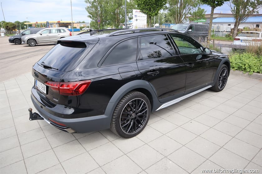 Bild 3 av Audi A4 allroad quattro 40 TDI 204hk Momsbil Black Edition Navi Skinn Drag 1 Ägare