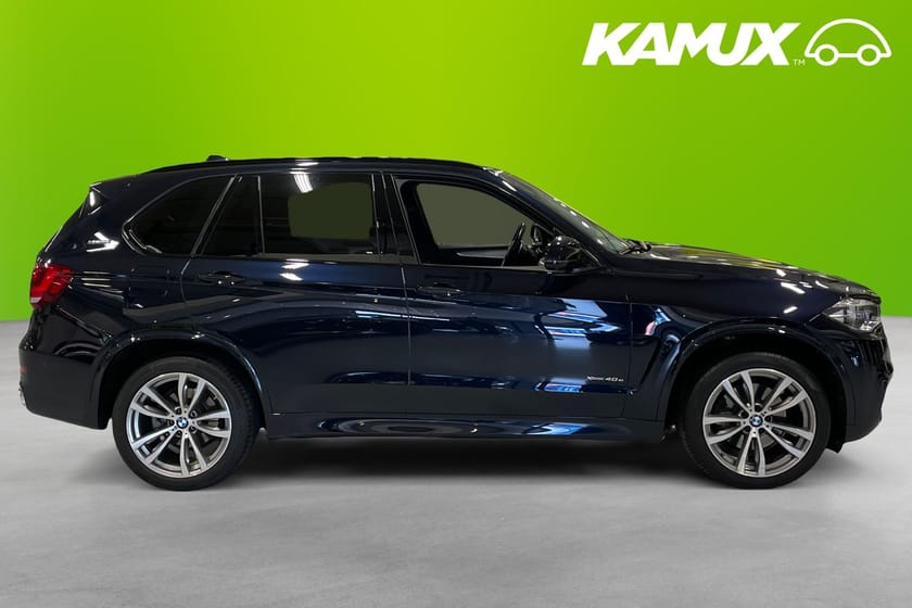 Bild 2 av BMW X5 xDrive40e M-sport 313hk  Pano Drag HuD Innovation SE SPEC