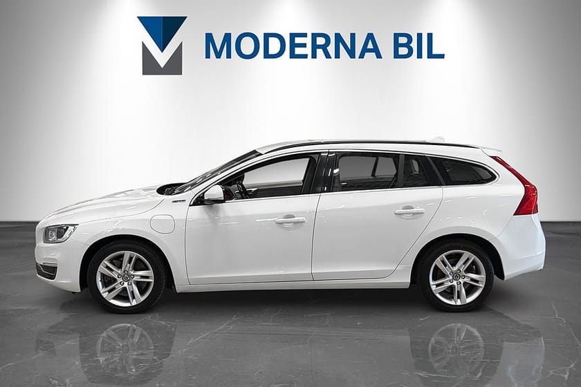 Bild 3 av Volvo V60 D6 Plug-in Hybrid 283hk AWD Drag Värmare Kamrem bytt