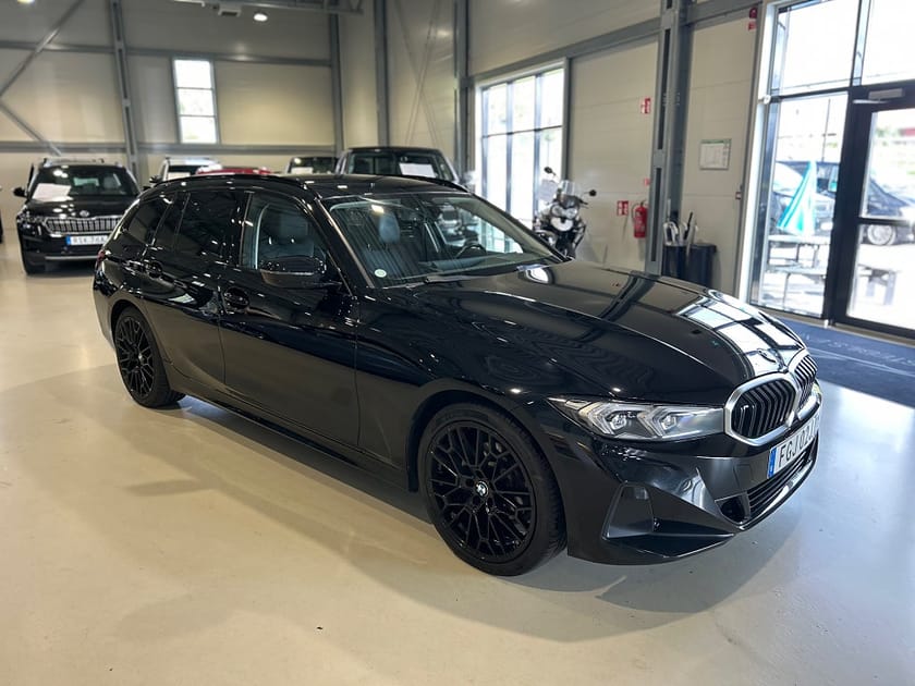 Bild 2 av BMW 320d Touring Steptronic 190hk / Moms