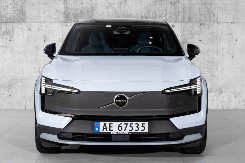 Bilde 3 av Volvo EX30 Cross Country Twin Motor Performance