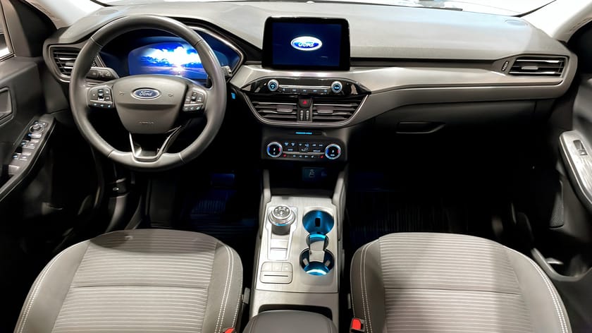 Bild 4 av Ford Kuga Plug-In Hybrid 2,5 PHEV 225Hk FWD Titanium
