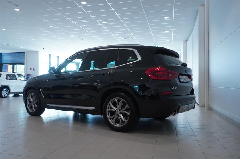 Bild 3 av BMW X3 xDrive20d xLine Drag Fartpilot Navi Värmare