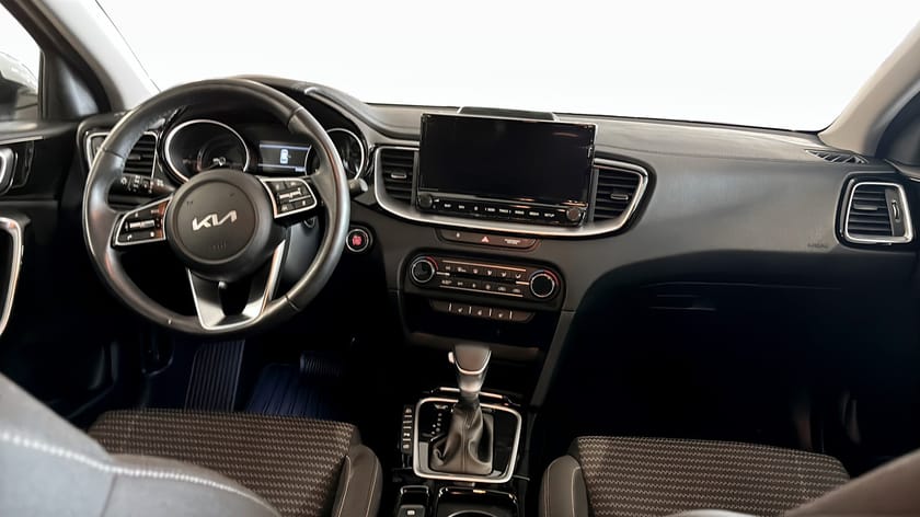Bild 4 av Kia Ceed Sportswagon Plug-in Hybrid Action B-kamera Carplay