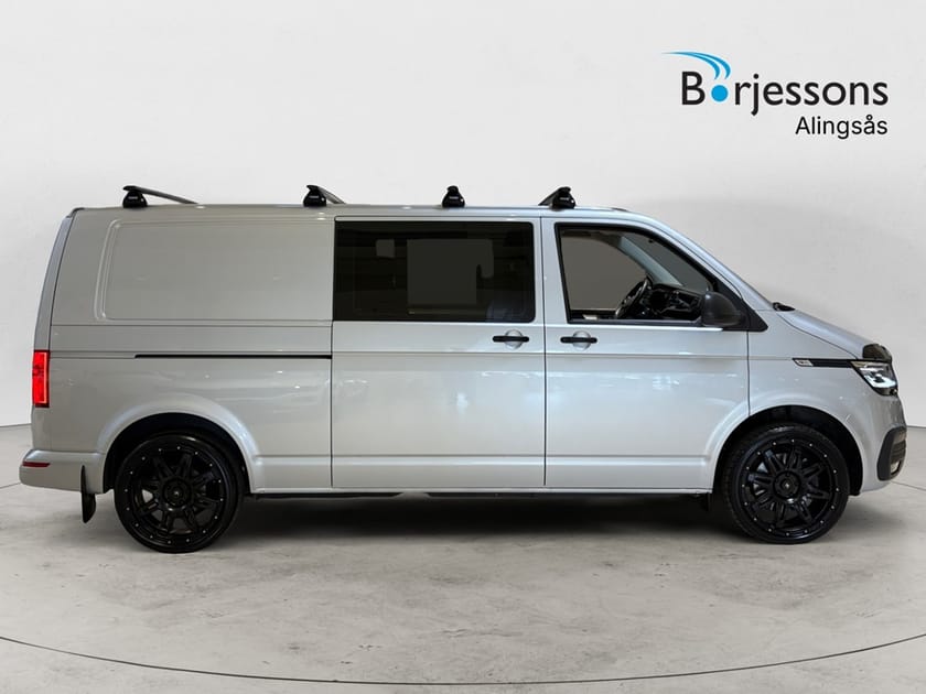Bild 2 av Volkswagen Transporter Kombi T6.1 TDI 4Motion 204hk SN Inr