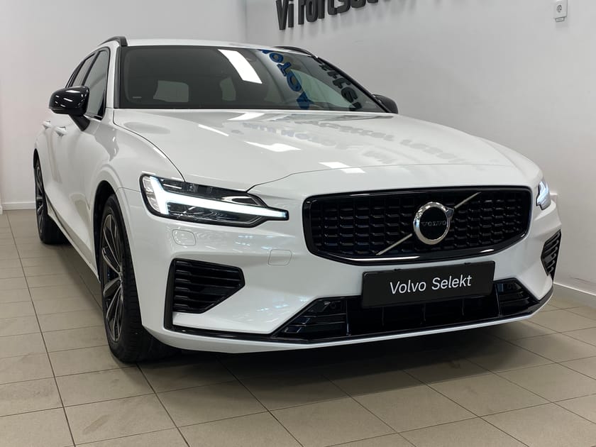 Bild 2 av Volvo V60 T6 Plus Dark Edition