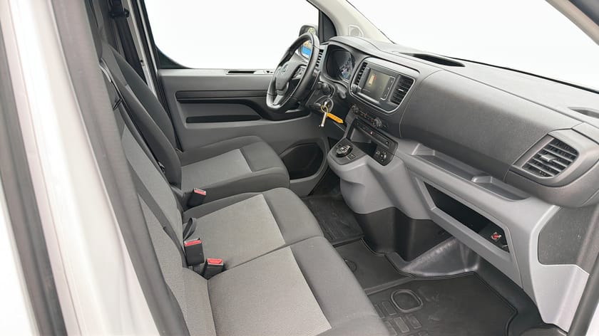 Bild 3 av Opel Vivaro Skåpbil L2 2,0L 144Hk Automat