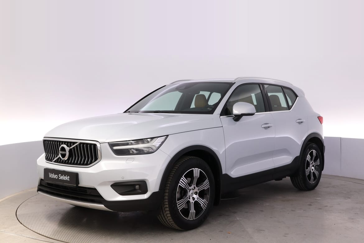 Volvo XC40 2022 - bild 1 av 22