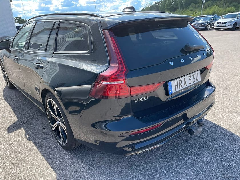 Bild 4 av Volvo V60 T6 Recharge Plus Dark plug in AWD 350HK 4x4 Panorama Läder