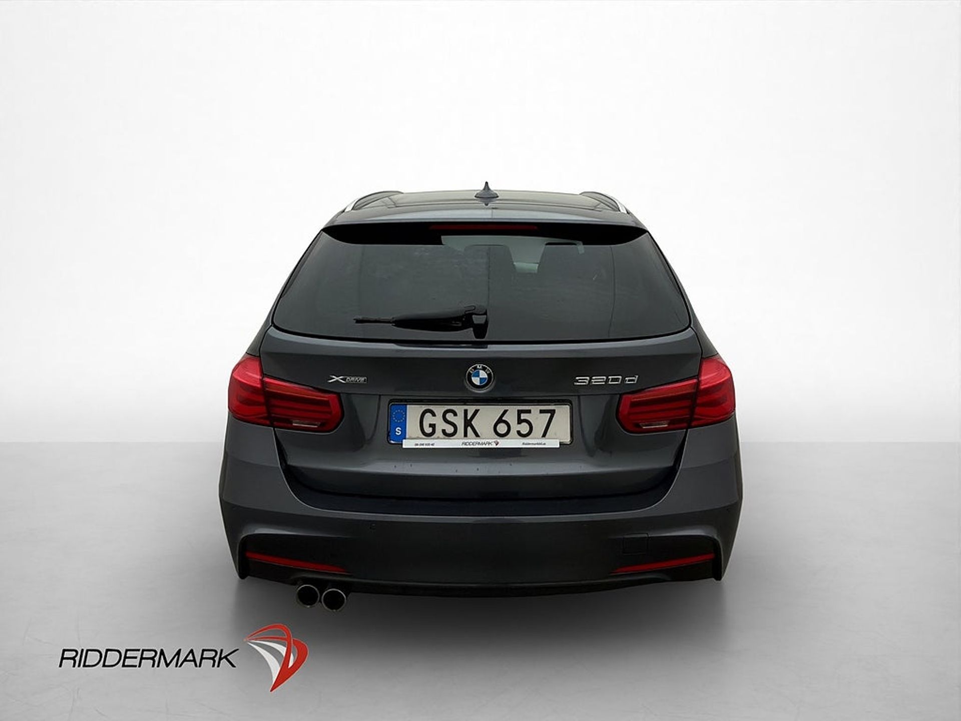 BMW 320 2016, photo 7/37