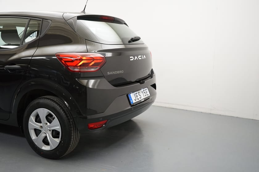 Bild 3 av Dacia Sandero TCe 90 essential – Parkeringsassistans