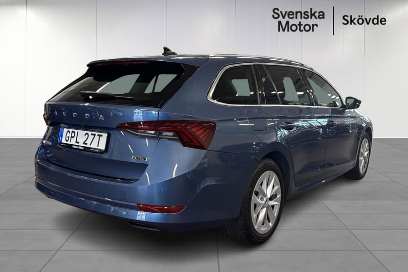 Bild 2 av Škoda Octavia Kombi 1.0 TSI e-TEC DSG, 110hk Style | Drag | Elbaklucka | ACC | Backkamera