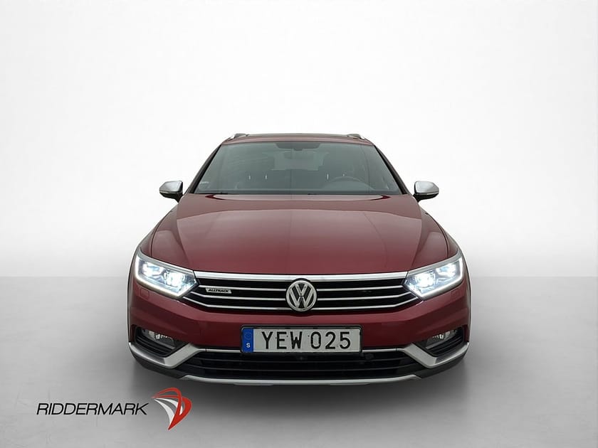 Bild 2 av Volkswagen Passat Alltrack TDI 4M 240hk Pano D-Värm 360 Drag