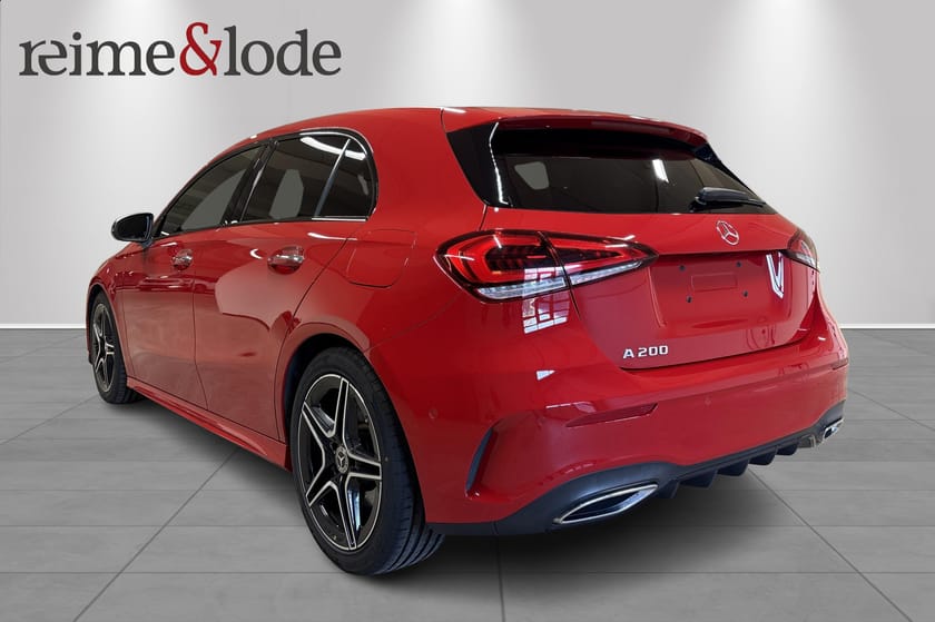 Bilde 3 av Mercedes-Benz A 200 AMG Line 164 hk Premium