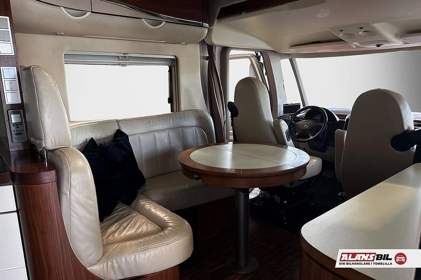 Bild 5 av HYMER Campervan Mercedes-Benz S800 generation 906 3.0 V6 CDI