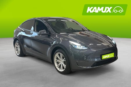 Tesla Model Y Long Range AWD Pano Läder Moms 514hk