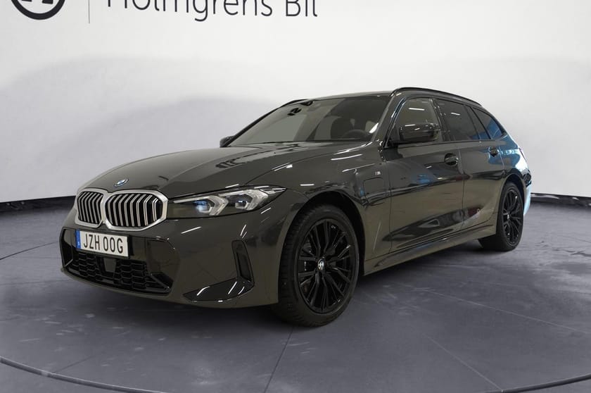 Bild 1 av BMW 330e xDrive Touring M Sport Active Ed Drag Aktiv Fartpilot HiFi