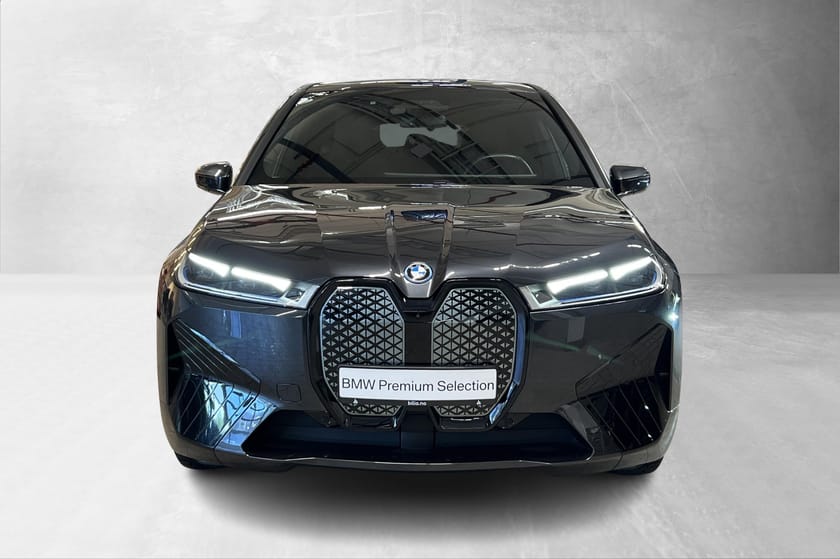 Bilde 2 av BMW iX xDrive40 FullyCharged, Sportspk.,Pano,Lazer,Harman/Kardon,22"
