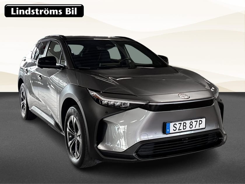 Bild 3 av Toyota bZ4X 2WD Style Premiumpaket Dragkrok Vinterhjul