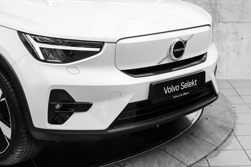 Bilde 2 av Volvo EX40 Twin Motor Performance Plus - Hengerfeste & Varmepumpe