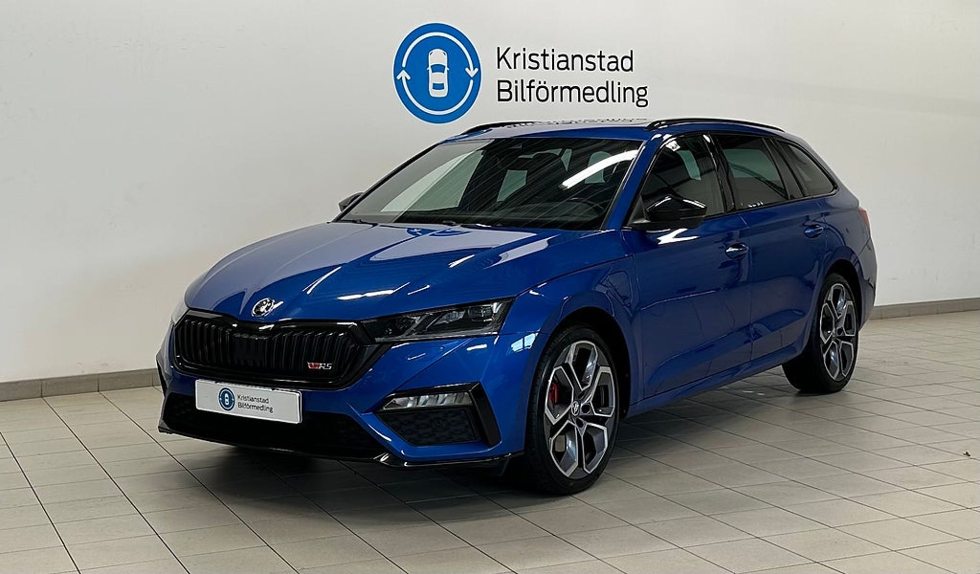 Skoda Octavia Kombi RS iV 2021, kuva 2/10