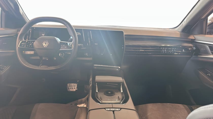 Bild 4 av Renault Rafale E-Tech 4x4 Plug-in Hybrid AWD 300hk 2.99% RÄNTA SMARTA BILLÅN